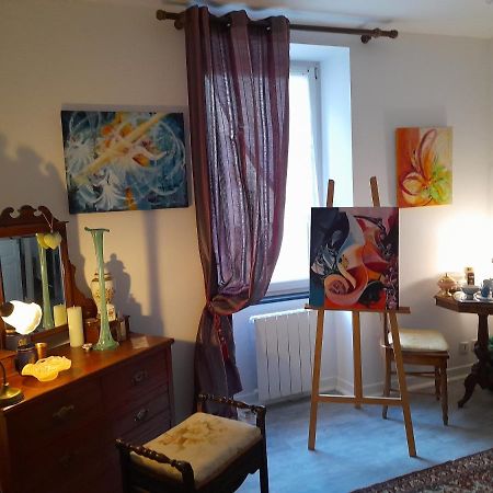 La Chambre De Garance Et Ses Couleurs D'Art Saint-Pol-de-Leon Luaran gambar